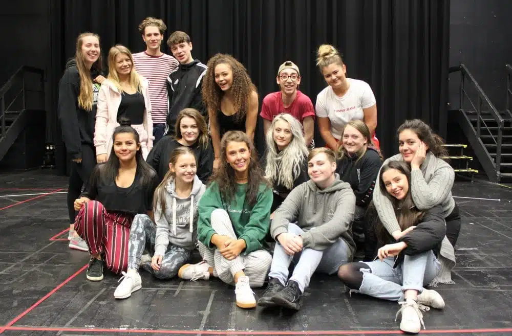 Visiting alumnus Alyssa Martyn with Musical Theatre students