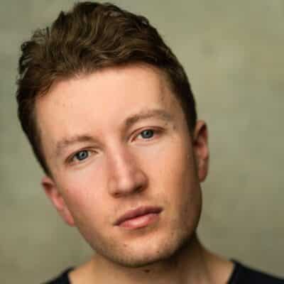 Jonny weston headshot crop